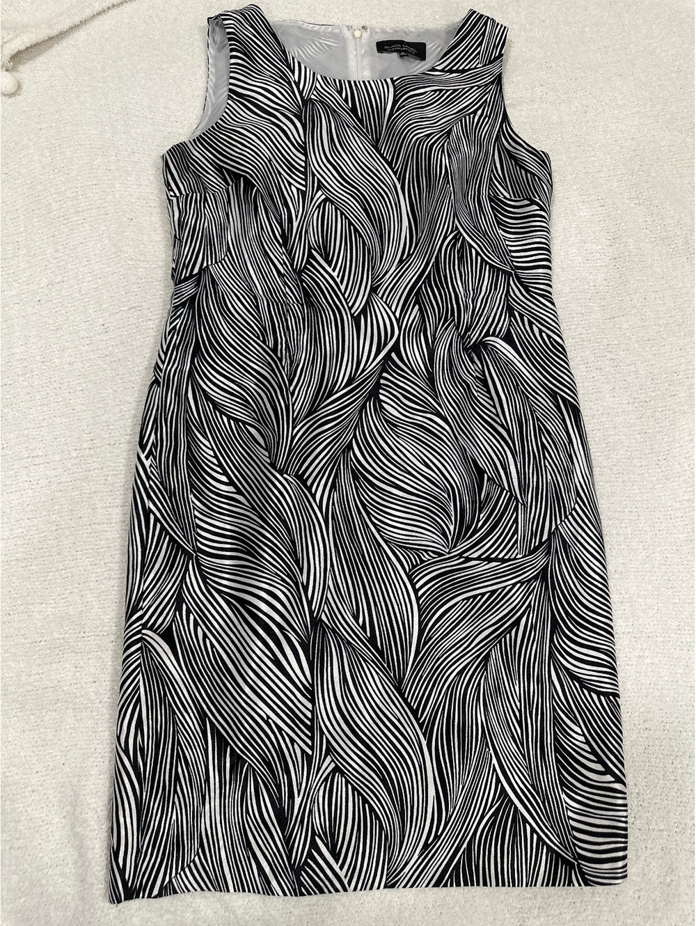 Black Label by Evan-Picone Women's Sleeveless Black andWhite